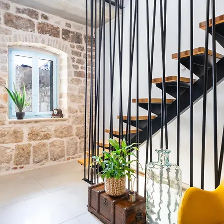 Hvar Maris بيت ضيافة