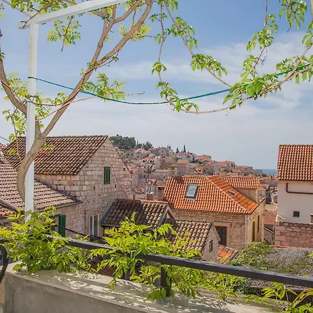 Hvar Maris