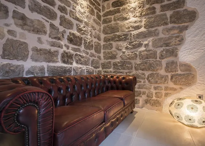 Guest house Hvar Maris